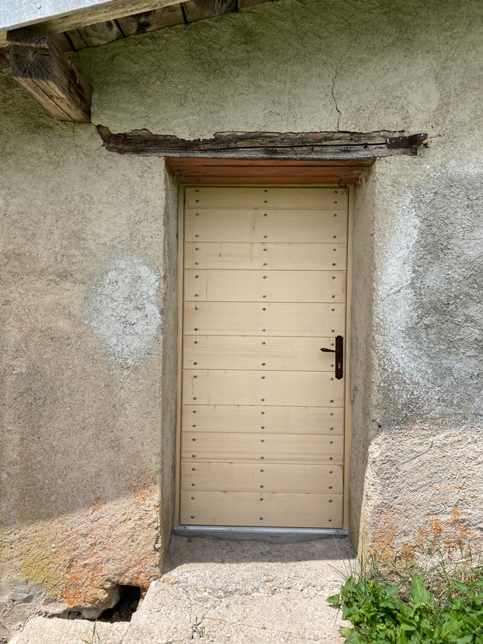 Sécurisation du chalet communal de la Pièce d'Amont en juillet 2024