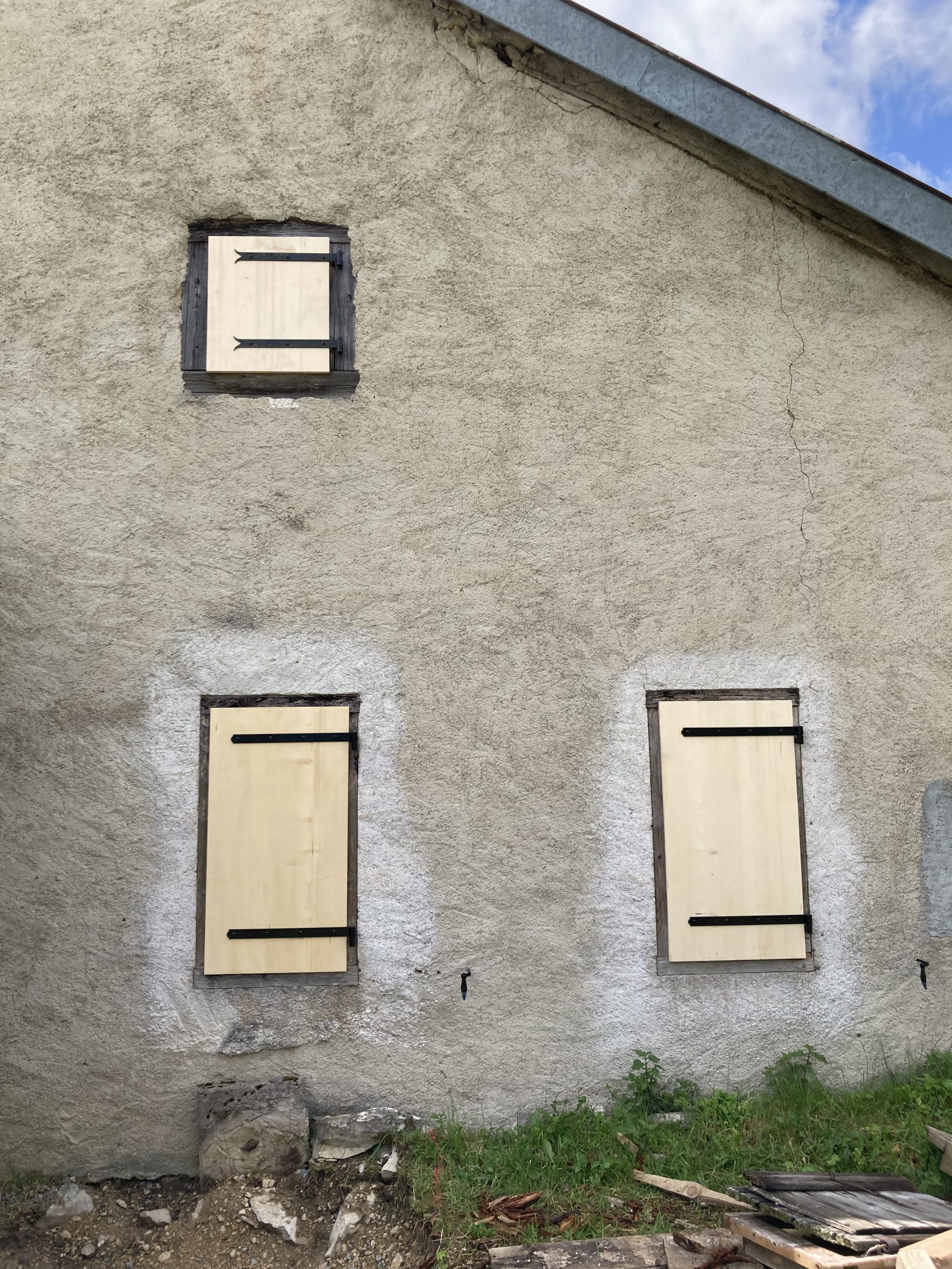 Sécurisation du chalet communal de la Pièce d'Amont en juillet 2024